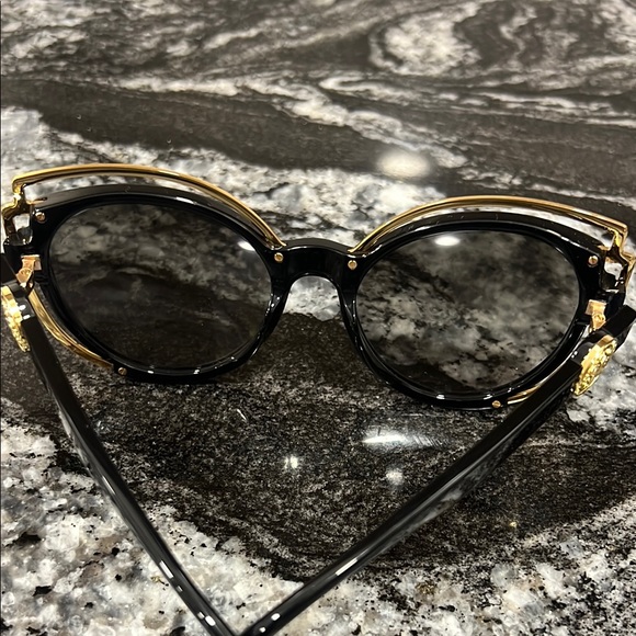 Roberto Cavalli Black and Gold Cat-Eye Sunglasses - Picture 5 of 5